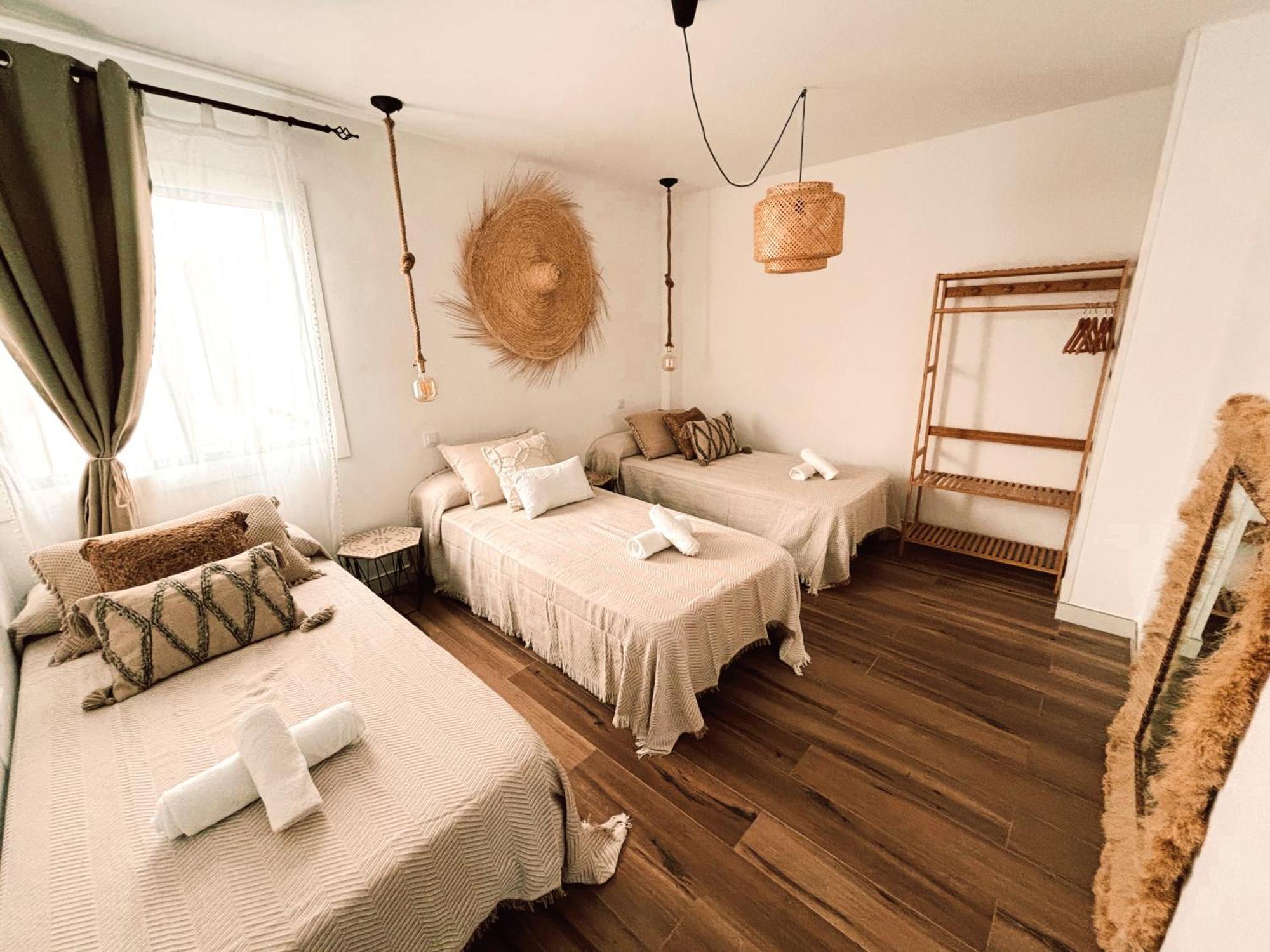 Chakra House Fuerteventura - Affordable Rooms In A Cozy Guesthouse Корралехо Екстер'єр фото